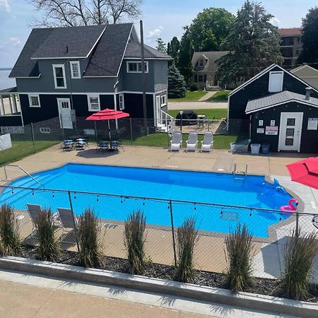 Double Room Lake City Bagian luar foto