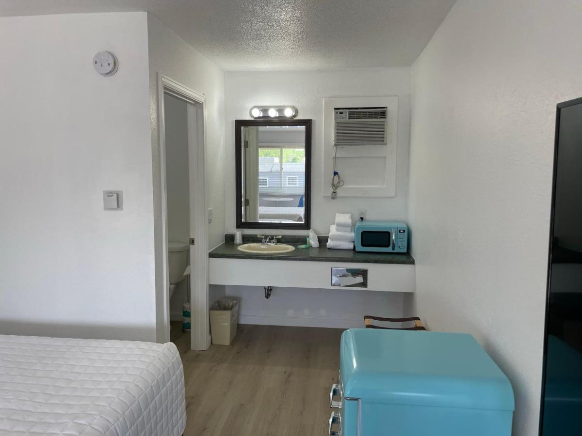 Double Room Lake City Bagian luar foto